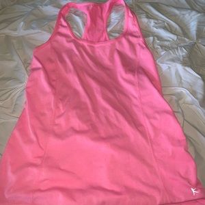 athletic tank